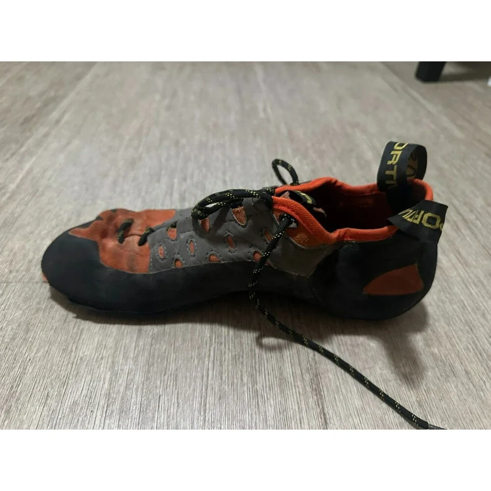 La Sportiva TarantuLace - Mens Sz 12 - Orange Black Mountain Rock Climbing Shoes